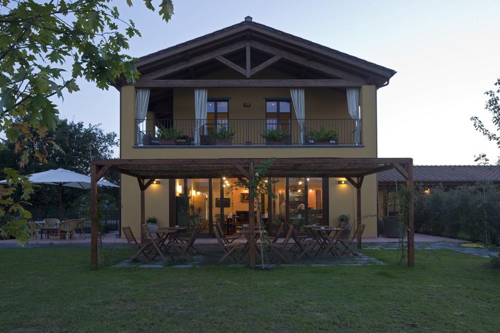 Antico Casale Guest House Sarzana Exterior photo